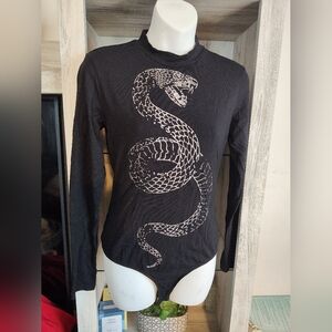 Guess Black and White Snake Print Bodysuit SZ M Used Good Condition